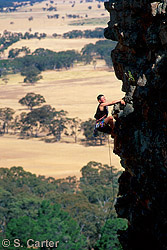 Louise Shepherd leading pitch five of the classic Bard (12, 120 metres), Mount Arapiles.