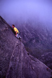 Kevin Lindorff on the FFA of a new grade 22 on the South Side of Mt Buffalo.